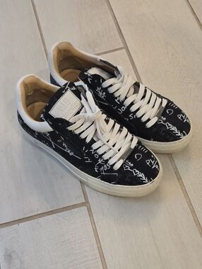 Kingsley Nylon Sneakers.